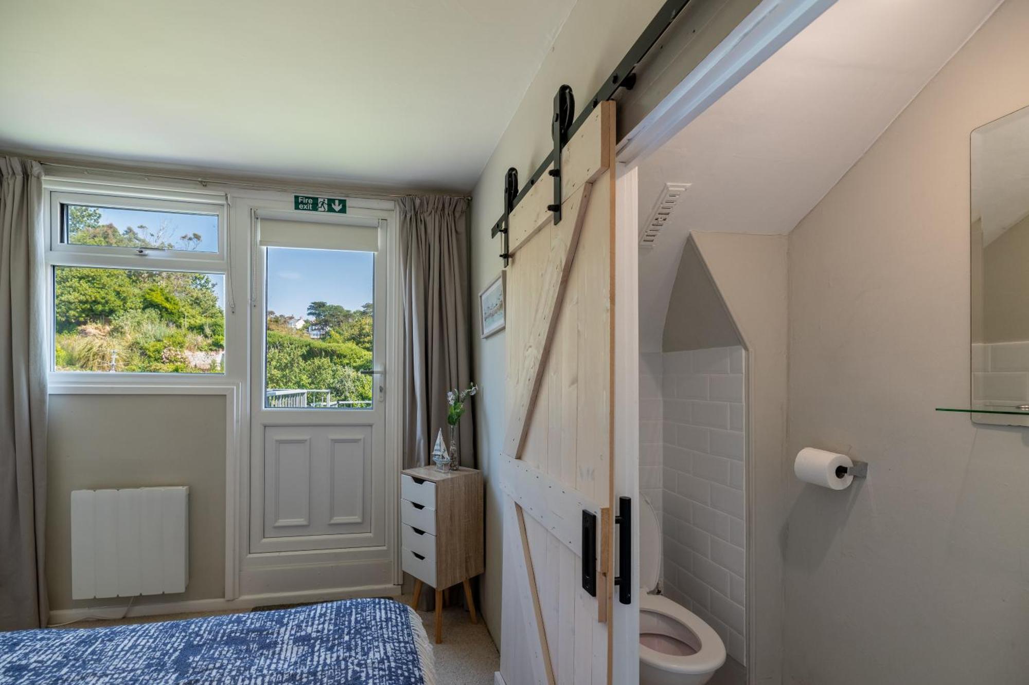 Modern Sea View Apartment Aberdyfi
