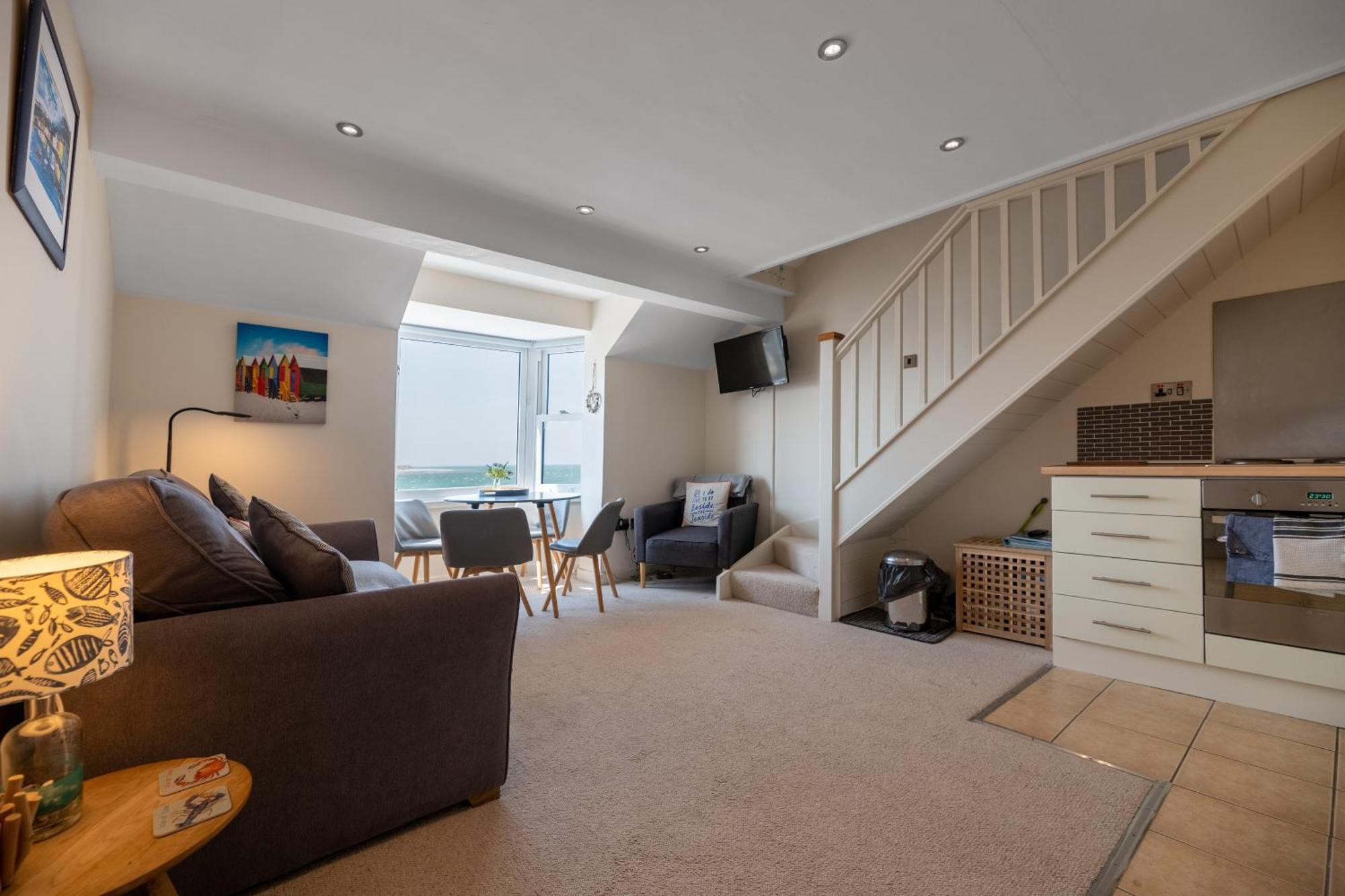 Modern Sea View Apartment *